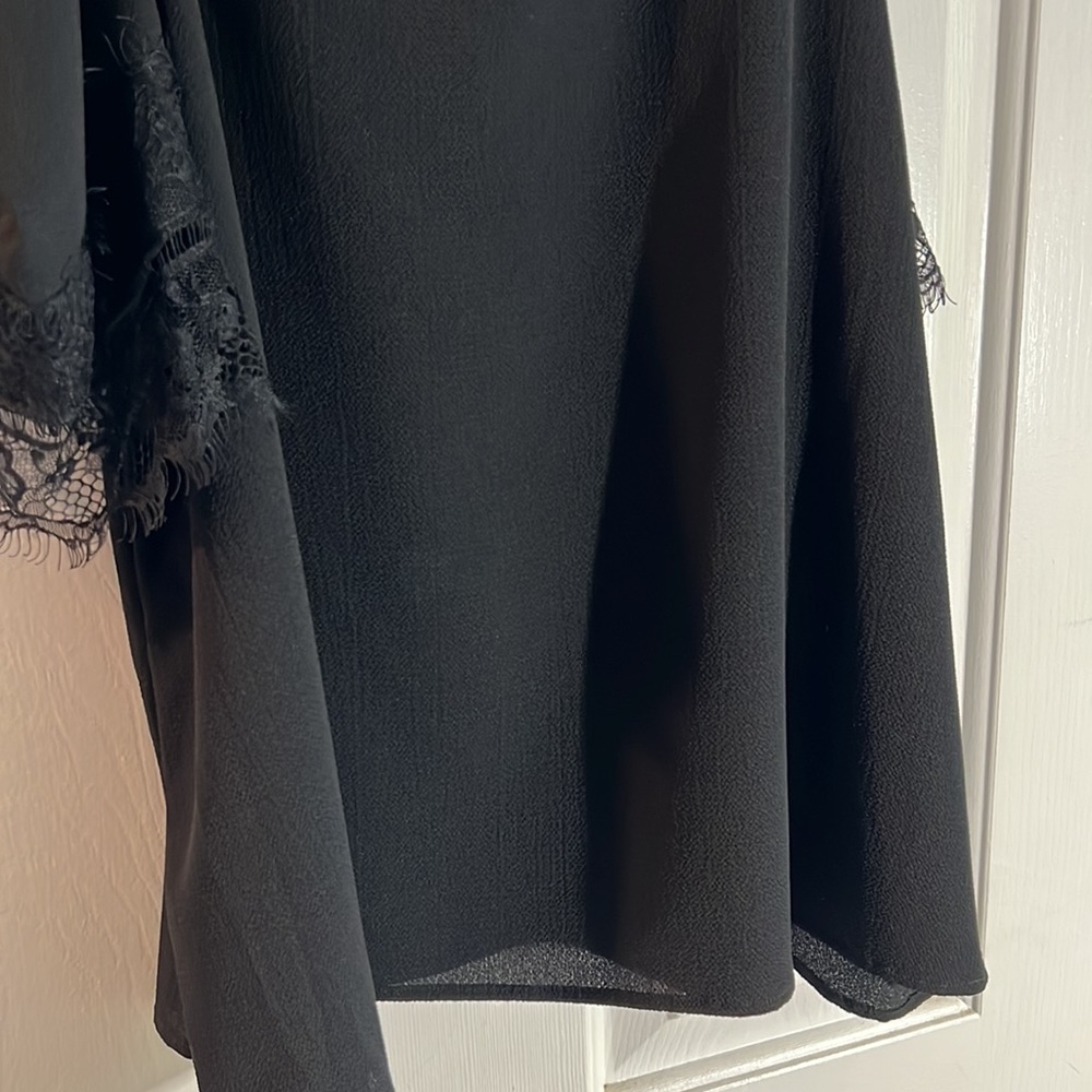 Off the shoulder blouse - Picture 6 of 6